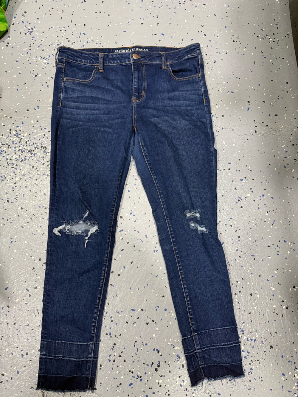 Womens American eagle jeans size 16